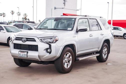 Classic Silver Metallic 2023 Toyota 4Runner SR5