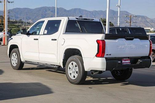 Ice 2026 Toyota Tundra SR