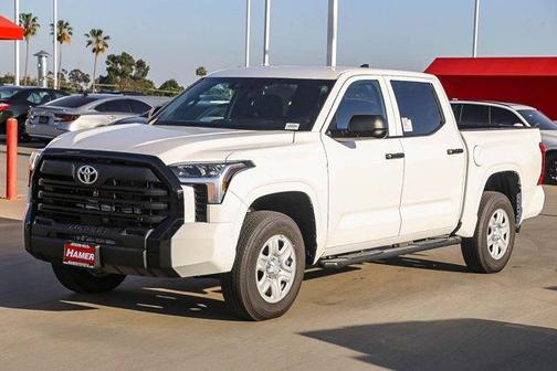 Ice 2026 Toyota Tundra SR