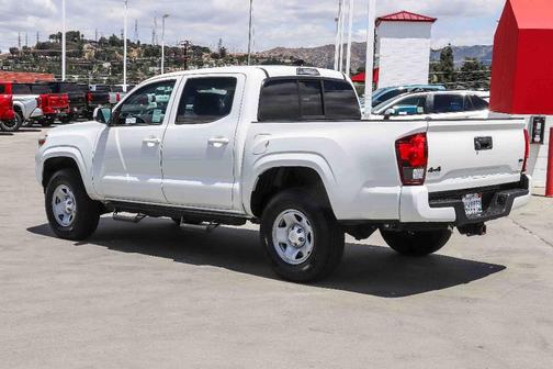 Ice 2023 Toyota Tacoma SR