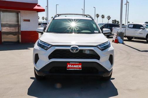 Ice 2023 Toyota RAV4 Hybrid LE