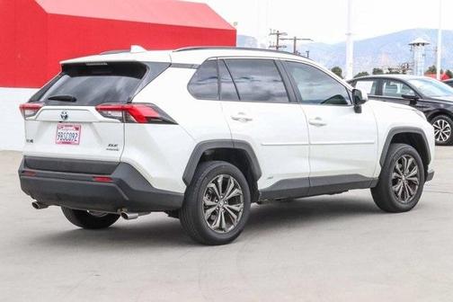 Blizzard Pearl 2022 Toyota RAV4 Hybrid XLE Premium
