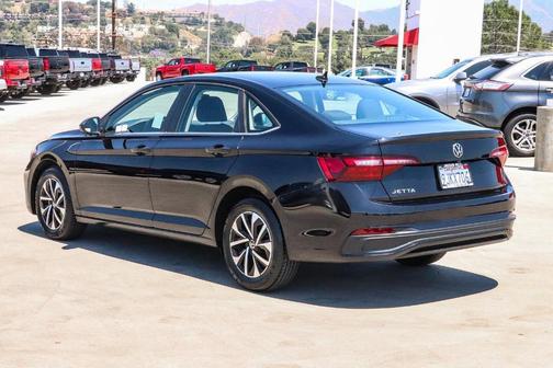 Deep Black Pearl Effect 2024 Volkswagen Jetta 1.5T S