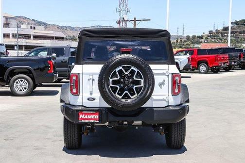 Oxford White 2022 Ford Bronco Outer Banks