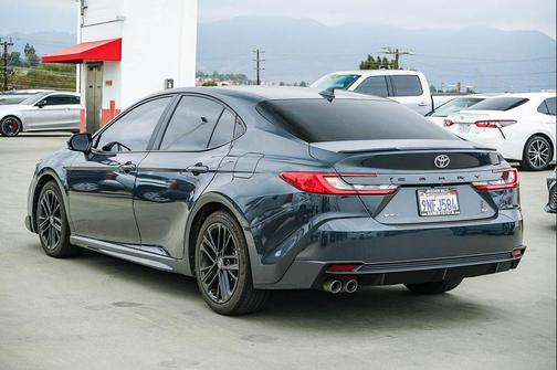 Underground 2025 Toyota Camry SE