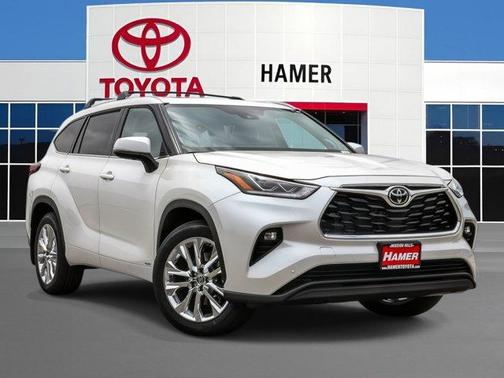 Wind Chill Pearl 2026 Toyota Highlander Hybrid Limited