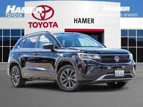 Deep Black Pearl Effect 2023 Volkswagen Taos 1.5T S