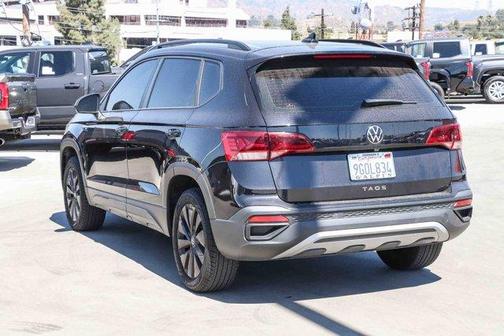 Deep Black Pearl Effect 2023 Volkswagen Taos 1.5T S