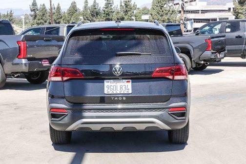 Deep Black Pearl Effect 2023 Volkswagen Taos 1.5T S