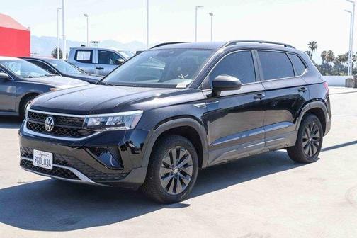 Deep Black Pearl Effect 2023 Volkswagen Taos 1.5T S
