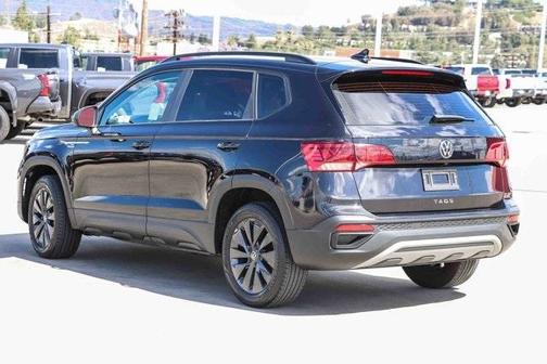 Deep Black Pearl Effect 2023 Volkswagen Taos 1.5T S
