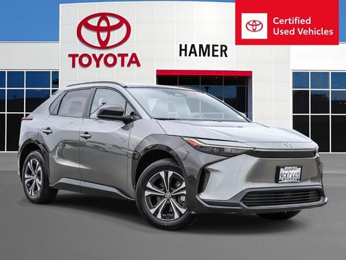 Metal 2023 Toyota bZ4X XLE
