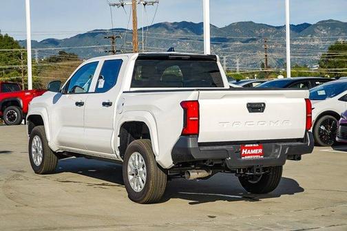 Ice 2026 Toyota Tacoma SR