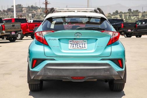 Iceberg / Radiant Green Mica 2018 Toyota C-HR XLE Premium