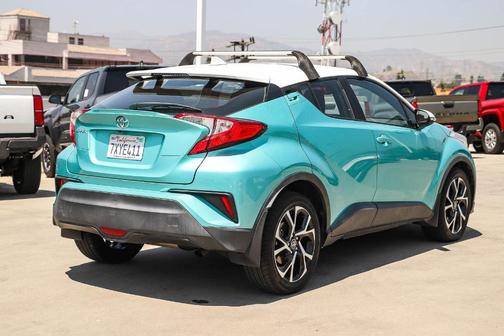 Iceberg / Radiant Green Mica 2018 Toyota C-HR XLE Premium