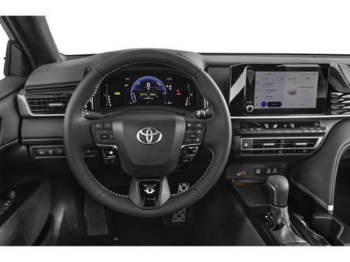 Ice 2025 Toyota Camry SE
