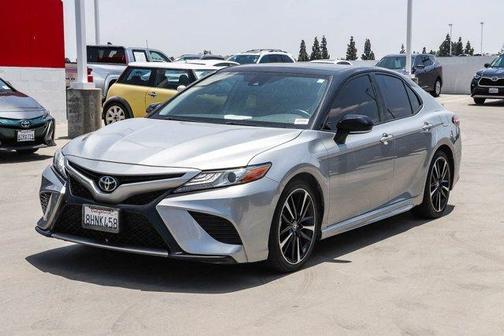 Midnight Black Metallic 2019 Toyota Camry XSE