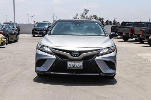 Midnight Black Metallic 2019 Toyota Camry XSE