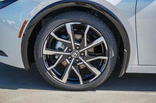 Wind Chill Pearl 2026 Toyota Prius Plug-In Hybrid XSE PREMIUM