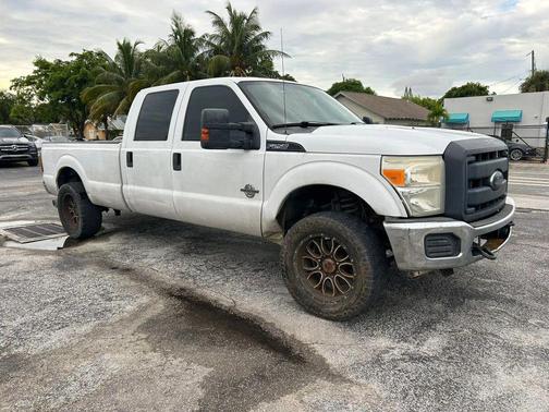 Oxford White 2013 Ford F-250 XL