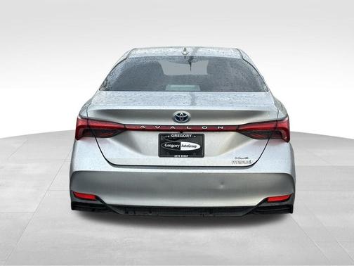 Celestial Silver Metallic 2020 Toyota Avalon Hybrid XLE