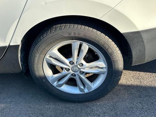 2012 Hyundai TUCSON GLS