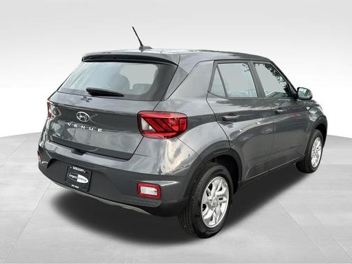 2024 Hyundai VENUE SE