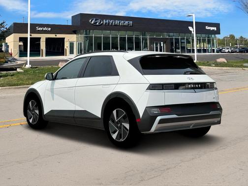 2025 Hyundai IONIQ 5 SEL