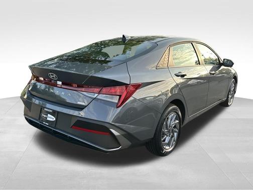 2025 Hyundai ELANTRA HEV Blue