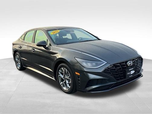 2022 Hyundai SONATA SEL
