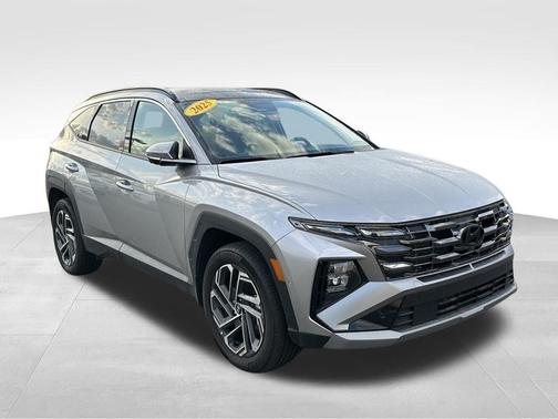 Shimmering Silver 2025 Hyundai TUCSON Hybrid Limited