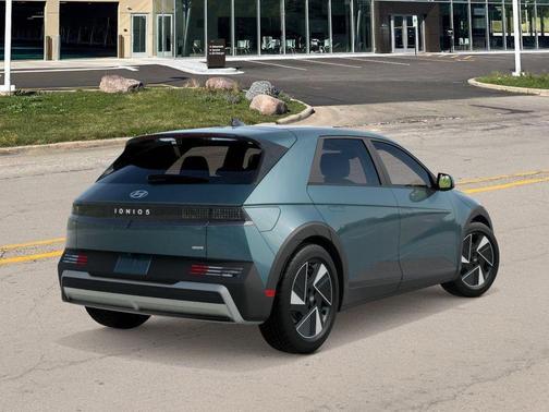 2026 Hyundai IONIQ 5 SE