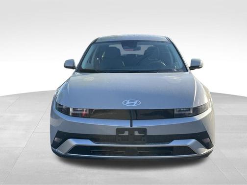 Cyber Gray 2026 Hyundai IONIQ 5 SE