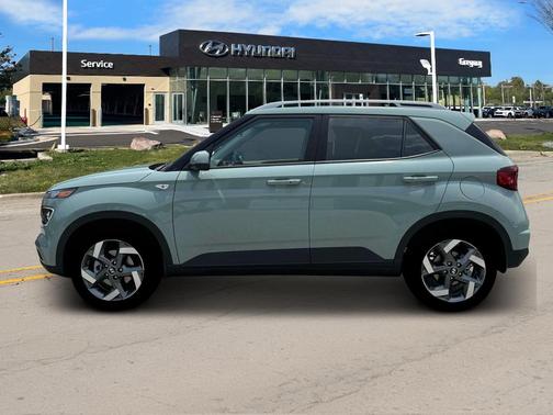 2025 Hyundai VENUE Limited