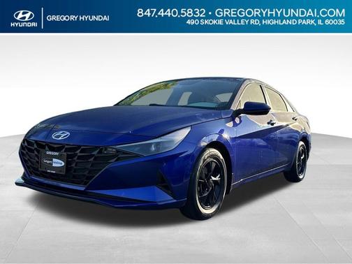 2022 Hyundai ELANTRA SE