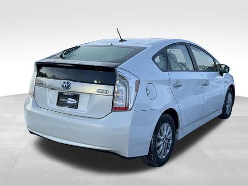 2014 Toyota Prius Plug-in Base