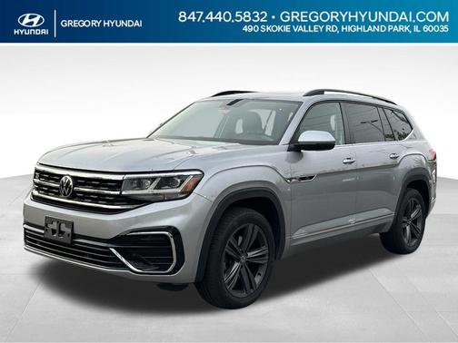 Pyrite Silver Metallic 2021 Volkswagen Atlas 3.6 SE w/ Technology R-Line