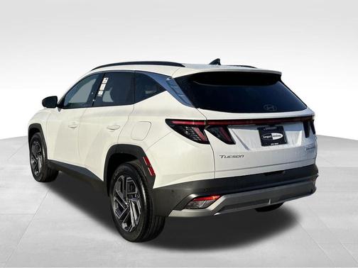 Pearl 2025 Hyundai TUCSON Hybrid Limited