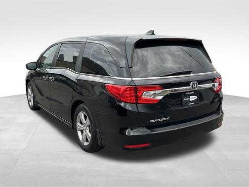 Crystal Black Pearl 2019 Honda Odyssey EX-L