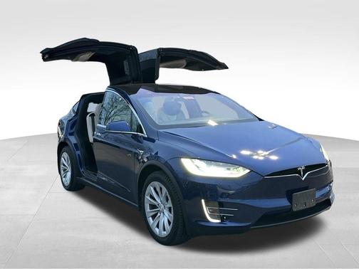 2020 Tesla Model X Long Range