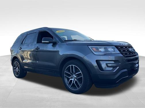 Magnetic Metallic 2017 Ford Explorer sport