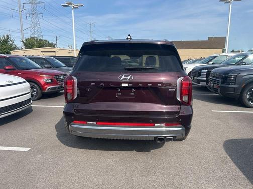 Red 2024 Hyundai PALISADE Calligraphy