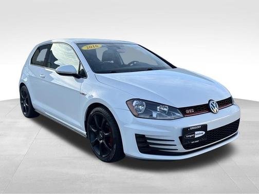 2016 Volkswagen Golf GTI SE