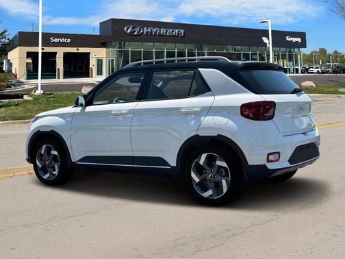 2025 Hyundai VENUE Limited