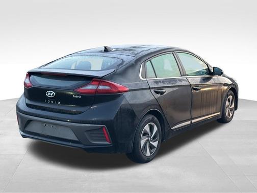 2019 Hyundai IONIQ Hybrid SEL