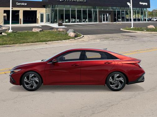 2025 Hyundai ELANTRA Limited