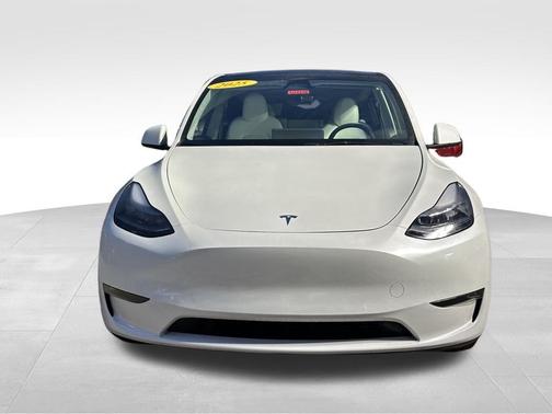 2025 Tesla Model Y Long Range