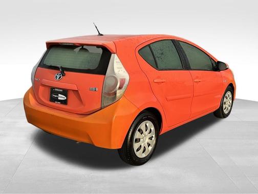 2013 Toyota Prius c Two