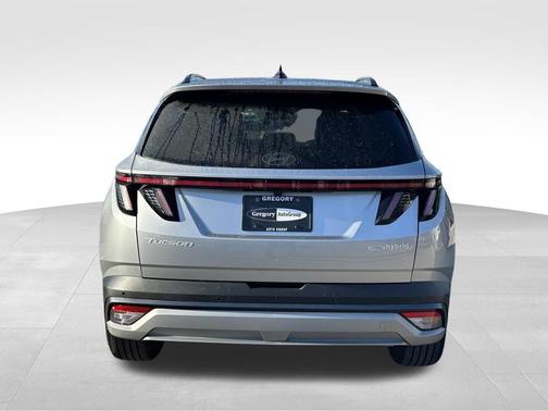 Shimmering Silver 2025 Hyundai TUCSON Hybrid Limited