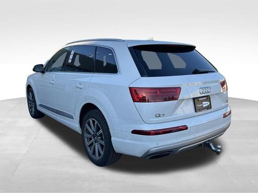 Glacier White Metallic 2018 Audi Q7 3.0T Premium Plus